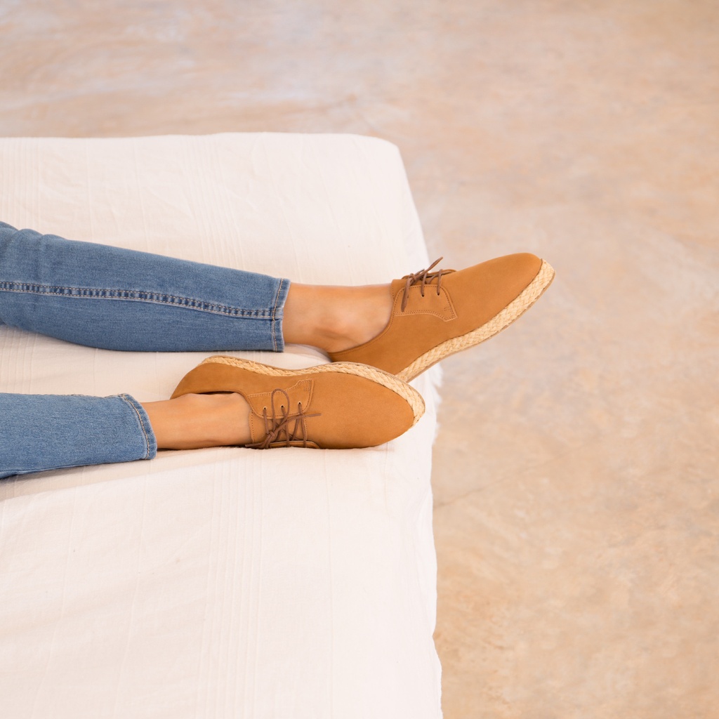 Mokassins & Derbys : La Chatouilleuse - Camel