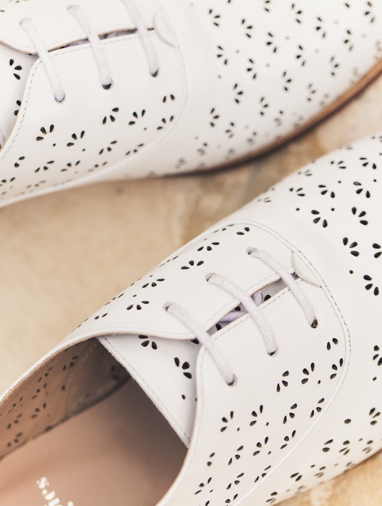 Mocasines y Derbies : La Fleurette - White