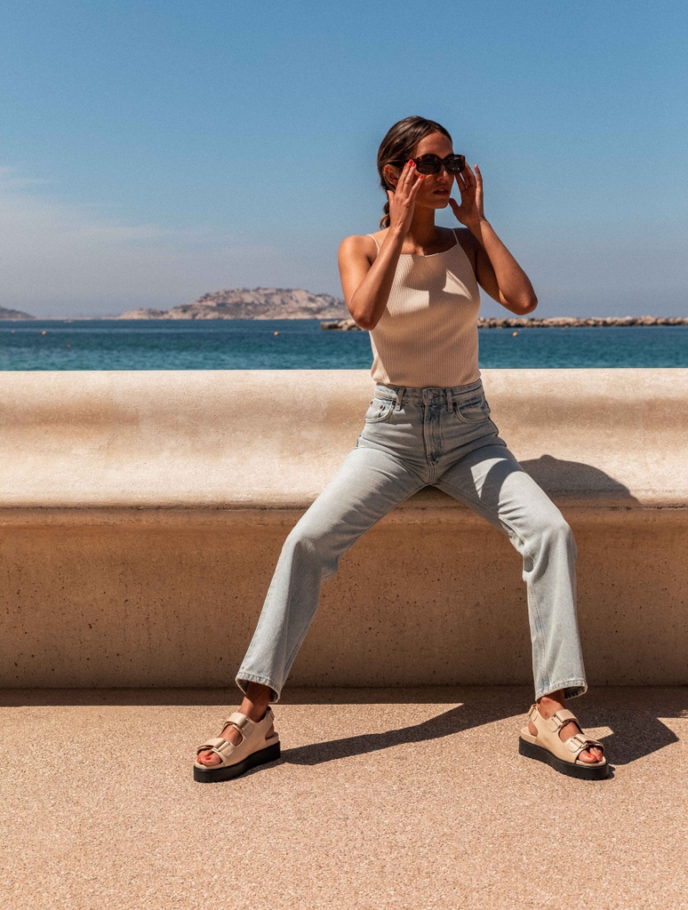 Sandalias Planas : Grove - Sand