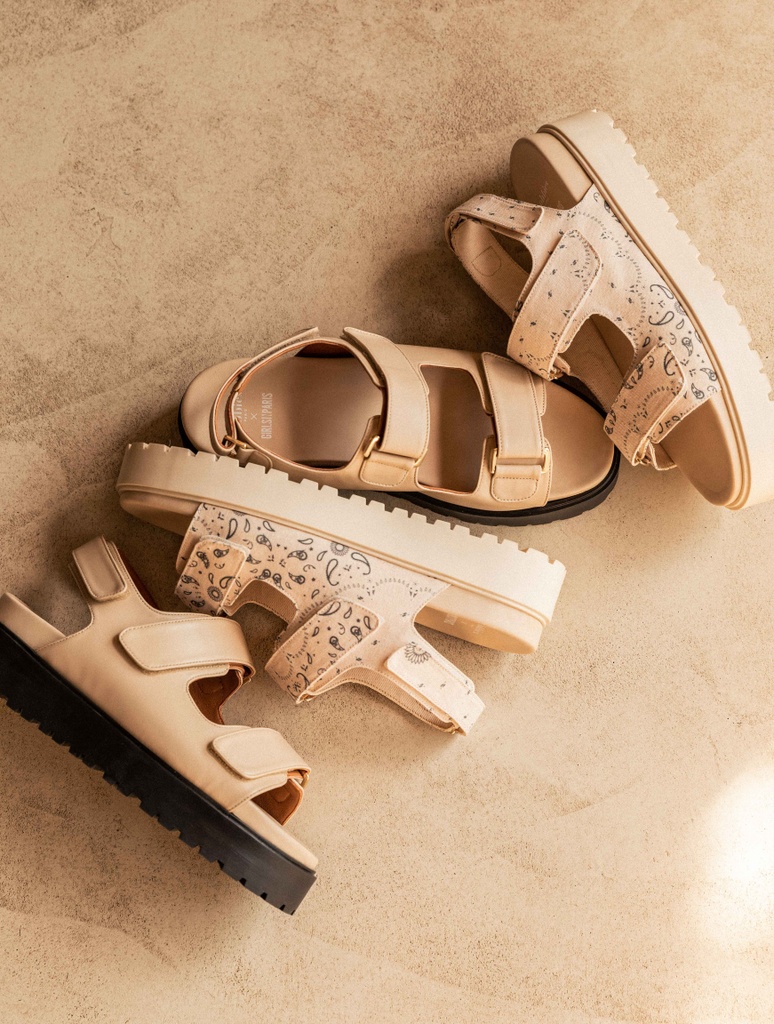 Sandalias Planas : Grove - Sand