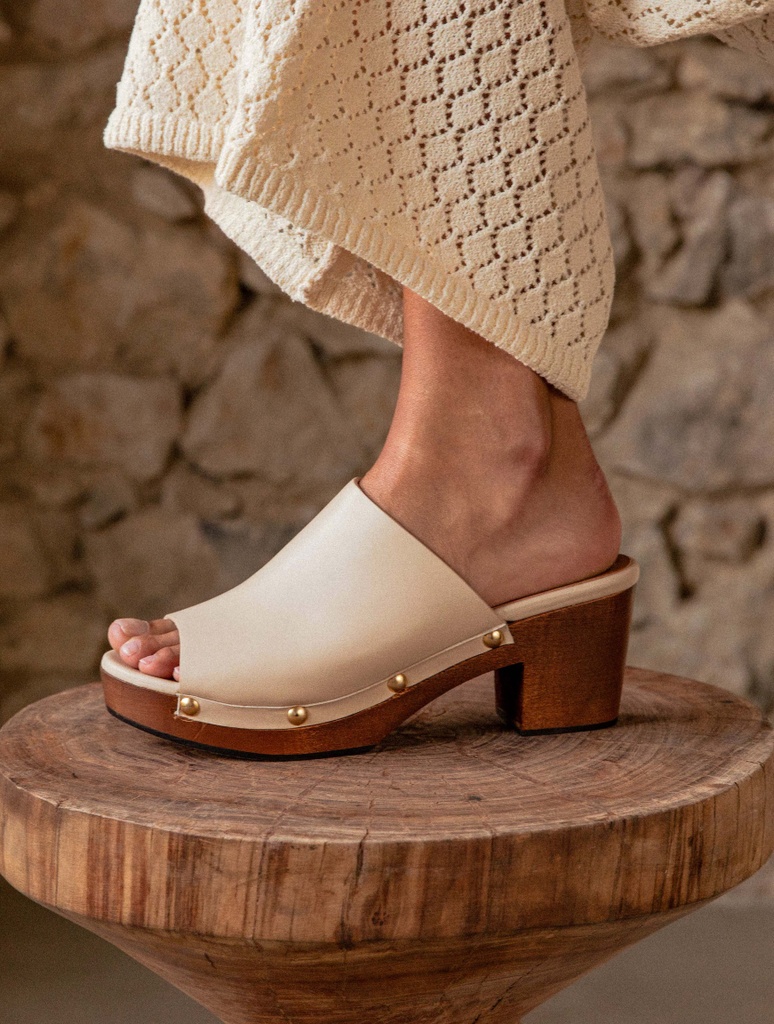 Heeled Sandals : Sally - Beige