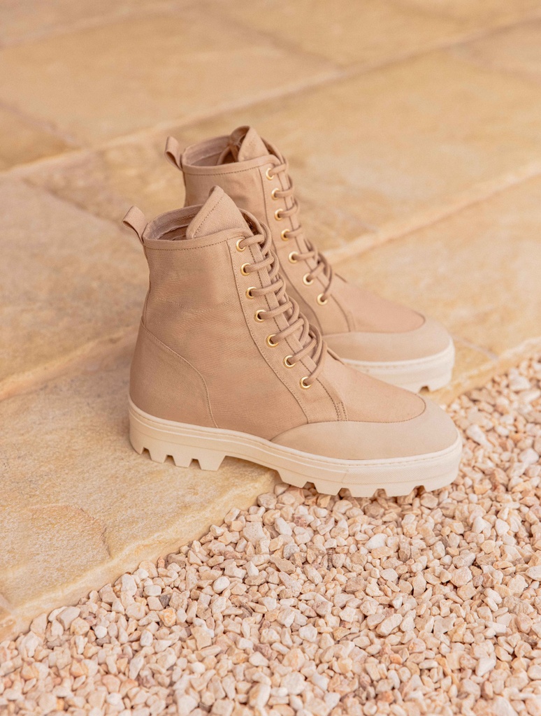 Botas Planas : Tonie - Praline Cream