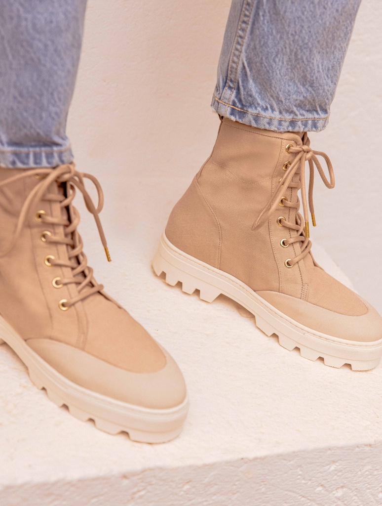 Botas Planas : Tonie - Praline Cream
