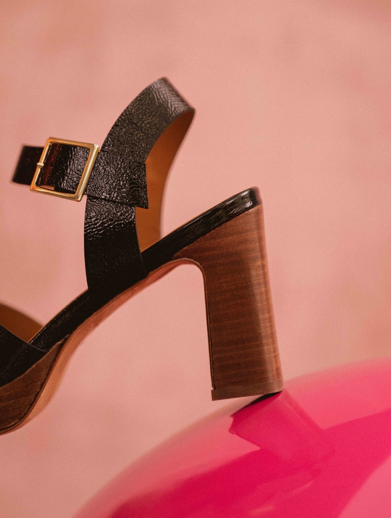 Heeled Sandals : Donna - Black Vinyl