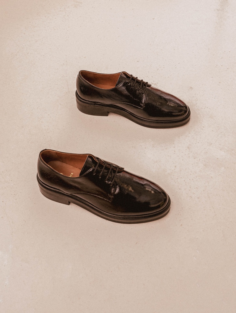 Mokassins & Derbys : Joan - Black Vinyl