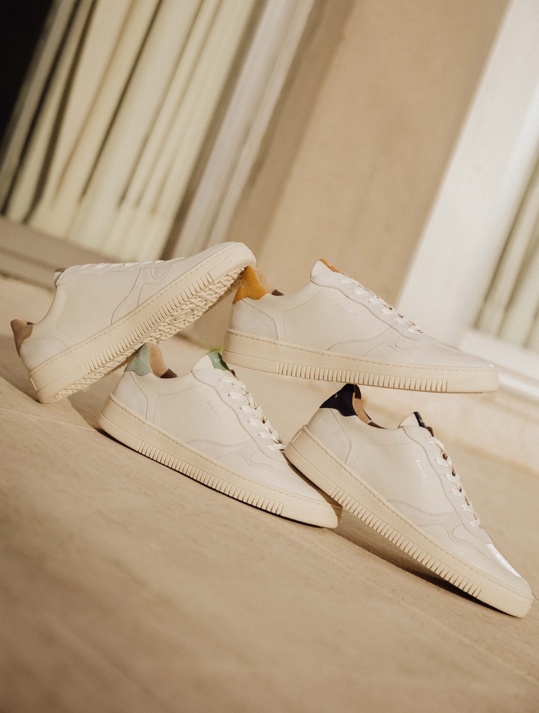 Sneakers : Travis - Off White & Navy Blue