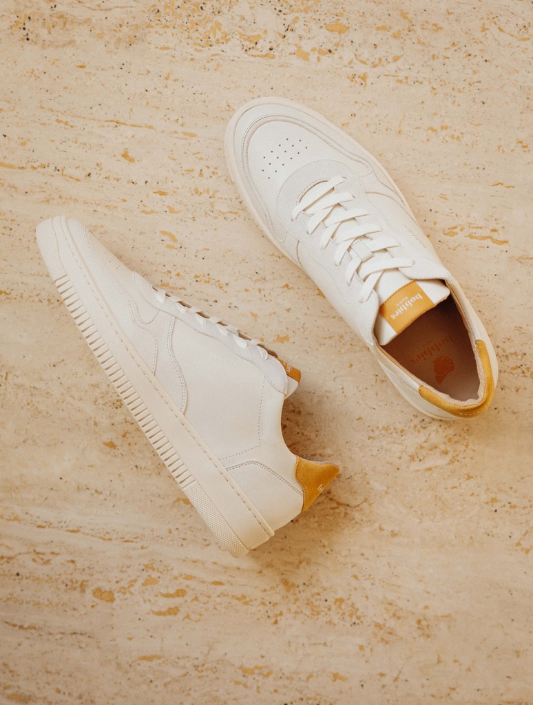 Sneakers : Travis - Off White & Tuscan Yellow