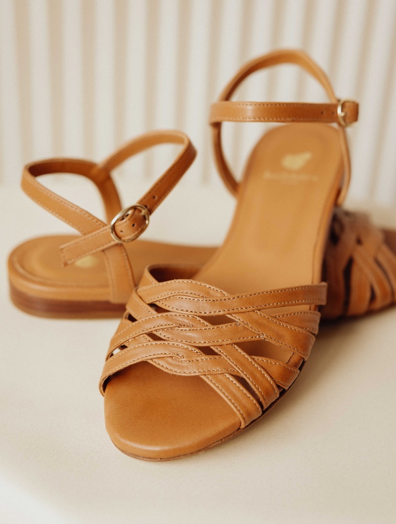 Flat Sandals : Ellis - Summer Camel