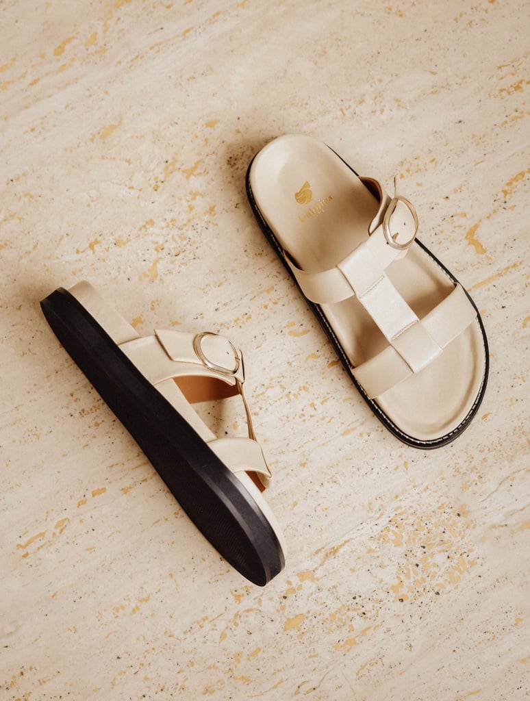 Flat Sandals : Fajar - Beige