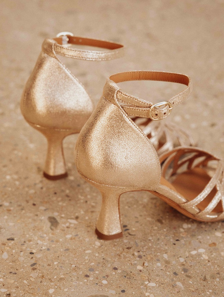 Vestiaire d'été : Haé - Iridescent Champagne