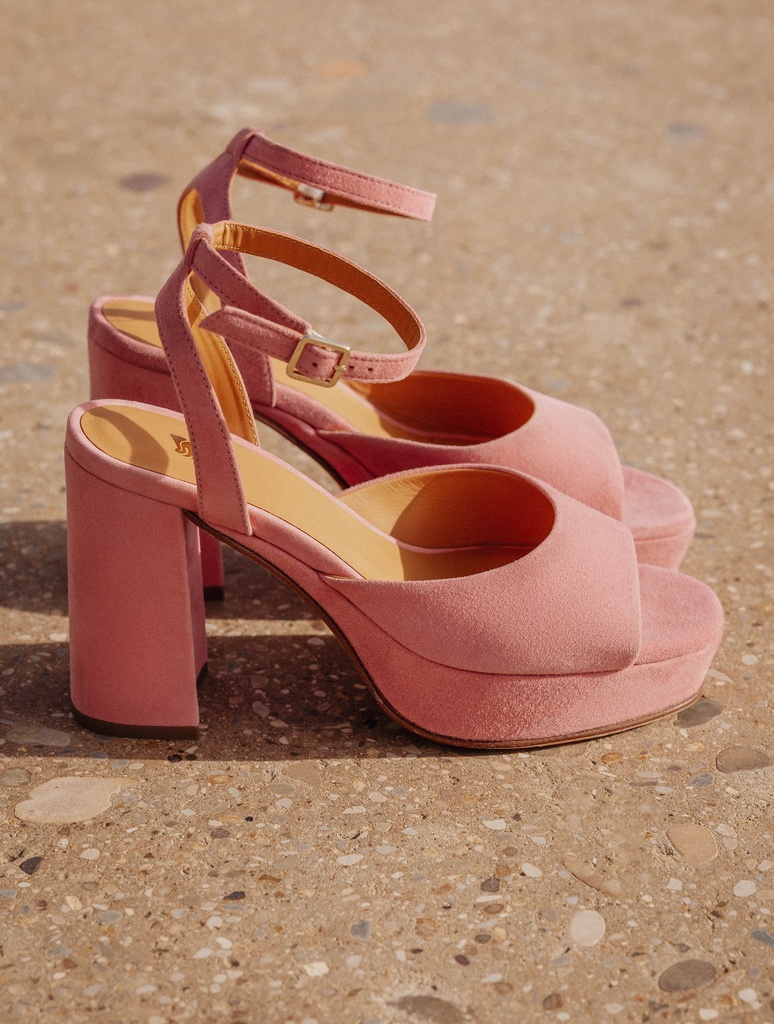 Lisa Bubblegum - High-heeled barbie platform sandals in pink suede leather