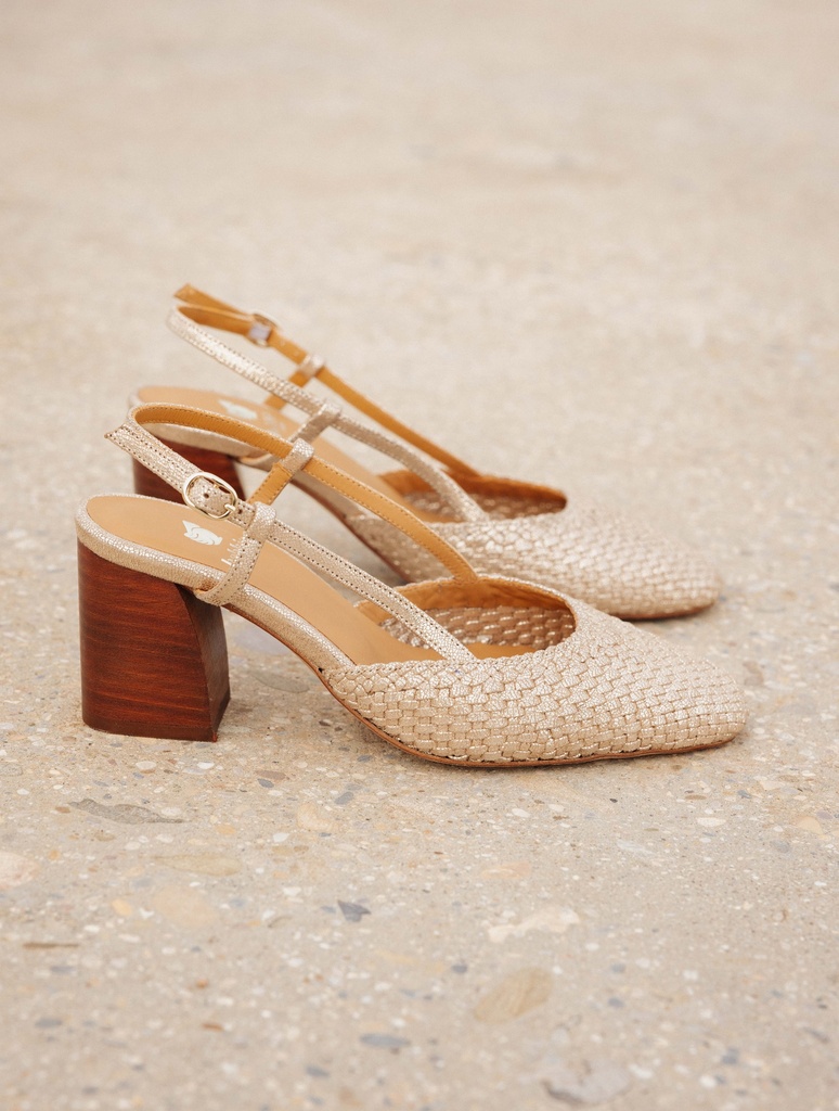 Pumps & Mary Janes : Madara - Iridescent Champagne