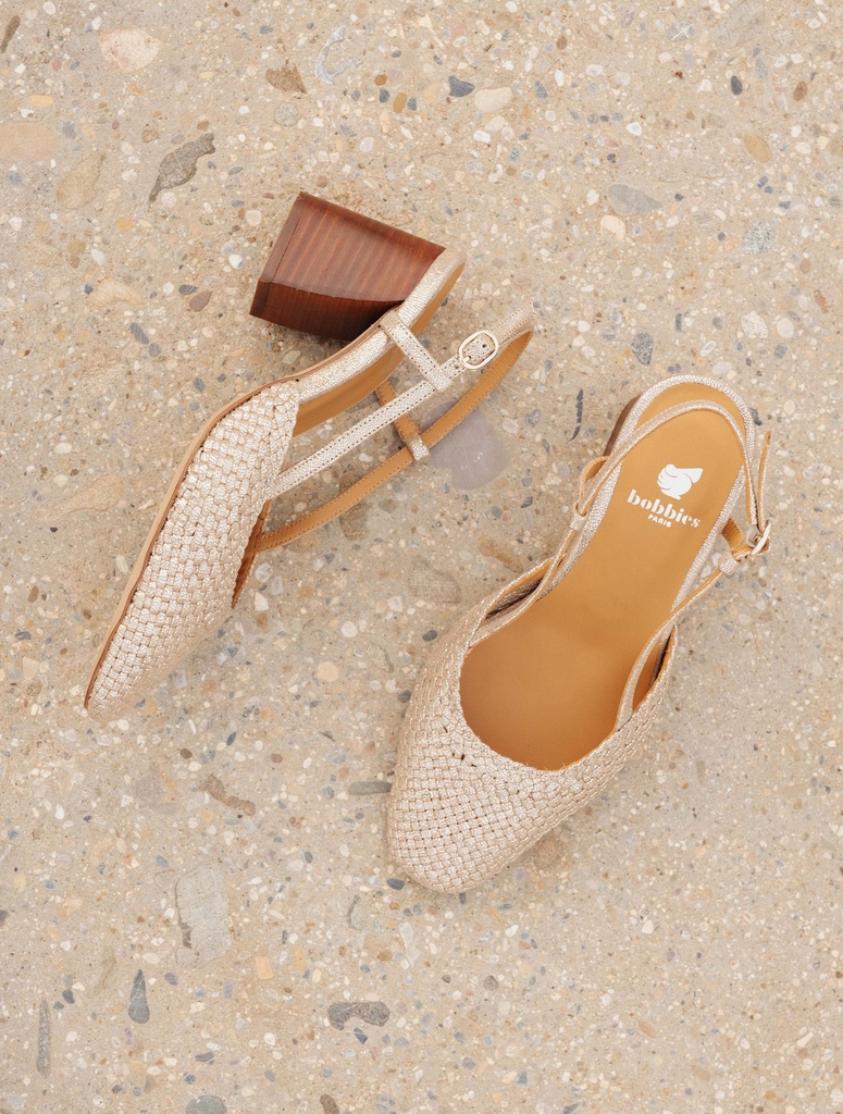 Pumps & Mary Janes : Madara - Iridescent Champagne