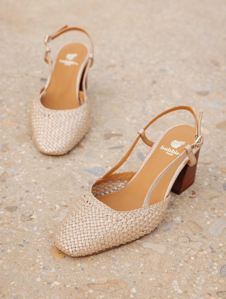 Pumps & Mary Janes : Madara - Iridescent Champagne