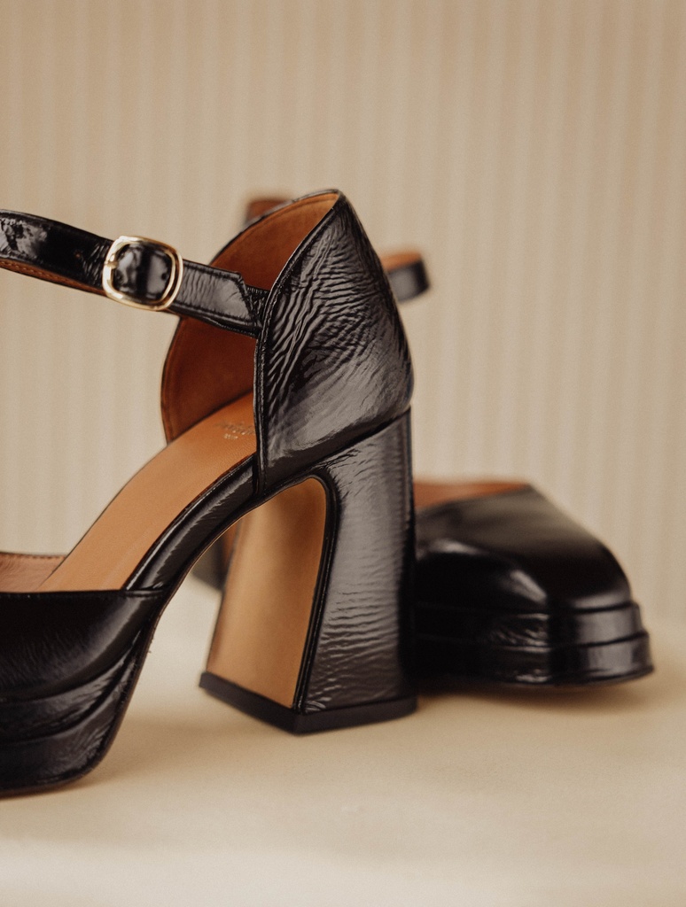 Pumps & Mary Janes : Michelle - Black Vinyl