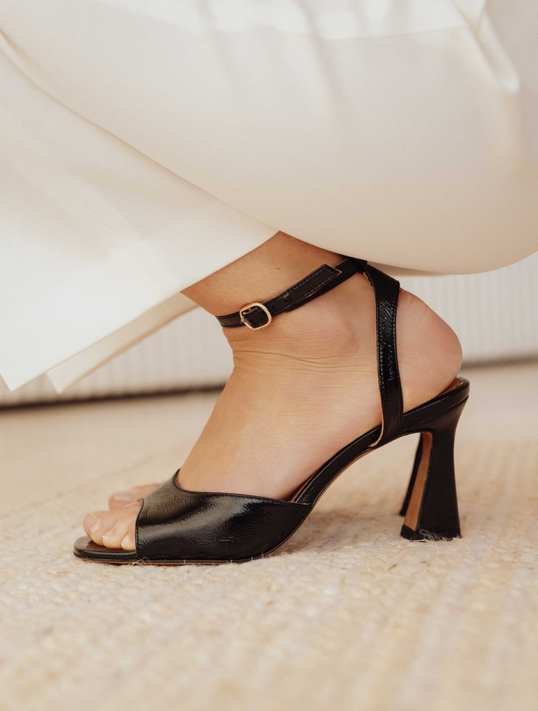 Heeled Sandals : Piper - Black Vinyl