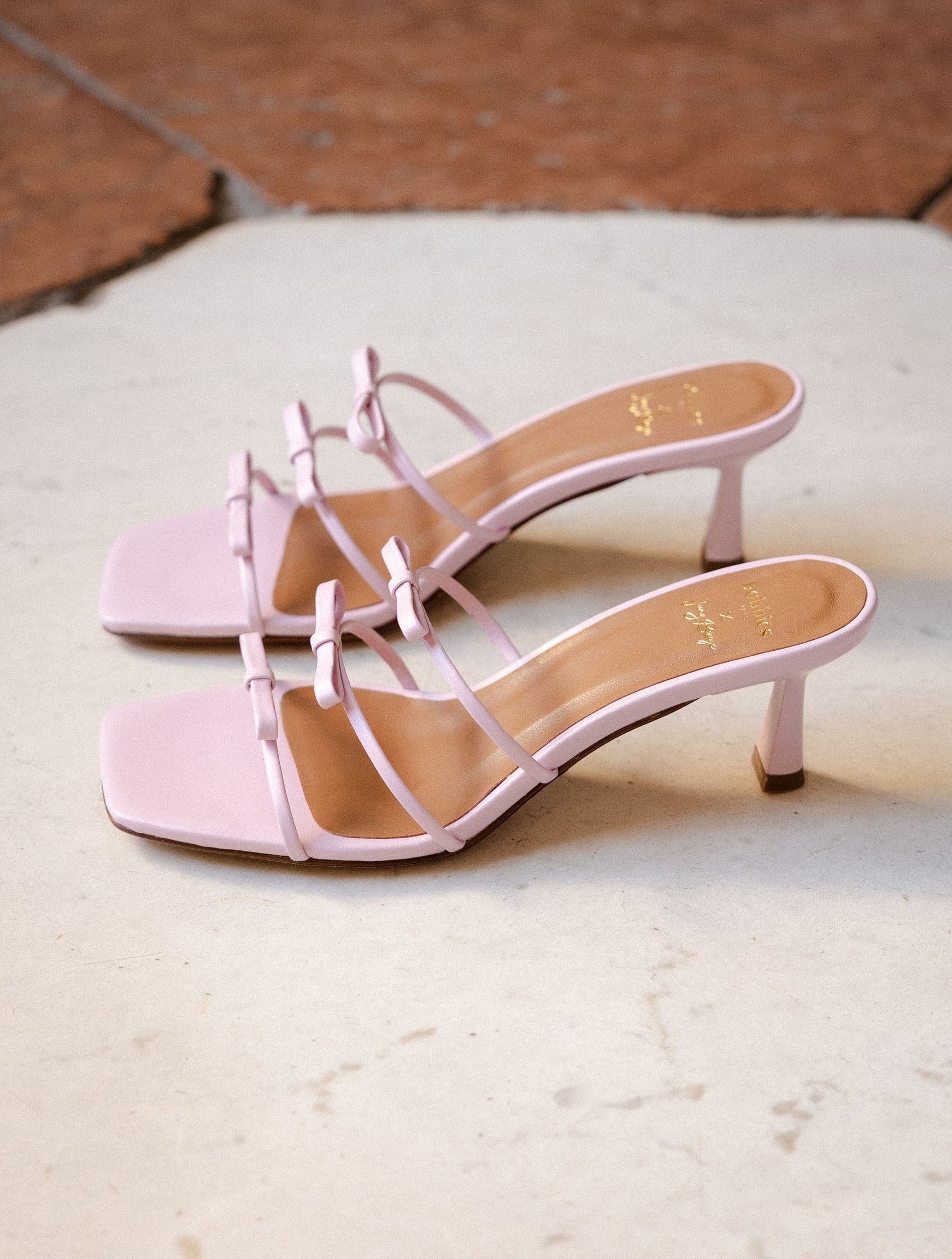 Virna Juny Pink - Bow heeled sandals with little bows knots in pink leather  - Juny Breeze x Bobbies collaboration