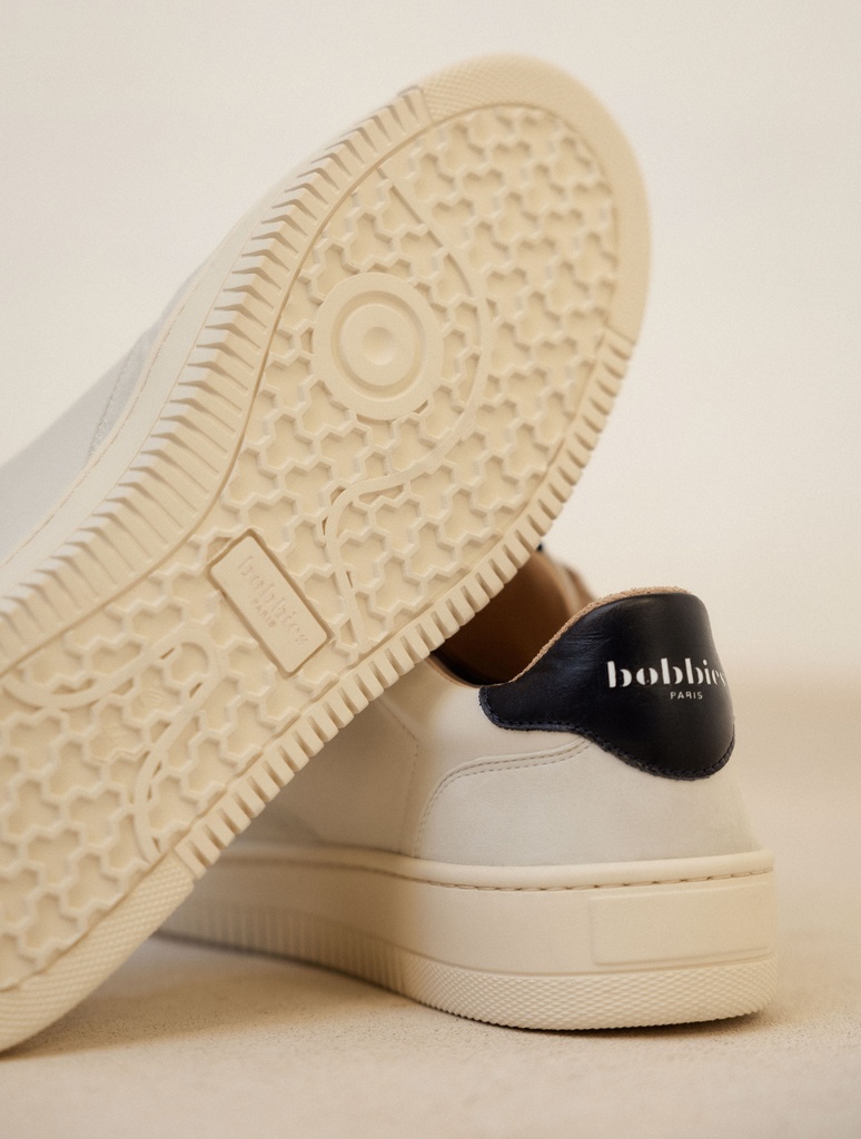 Sneakers : Travis - Off White & Night Blue