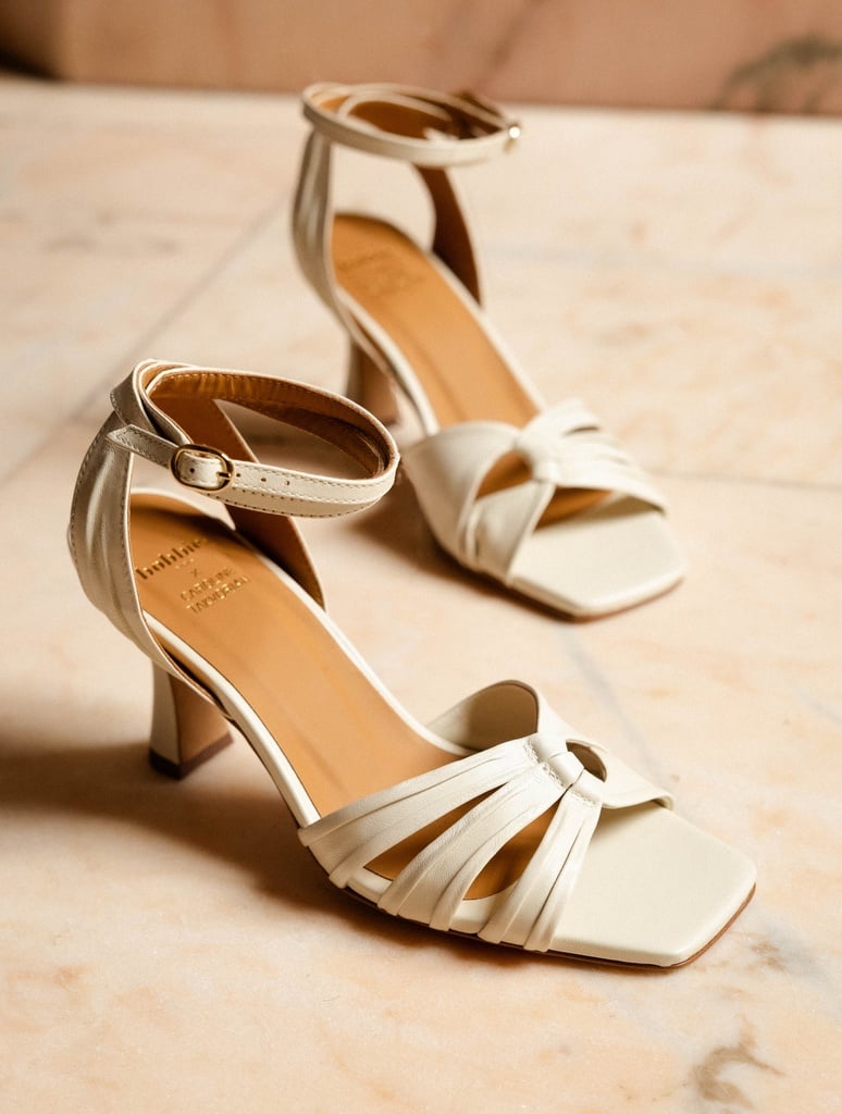 Pumps & Mary Janes : Angelina - Milk
