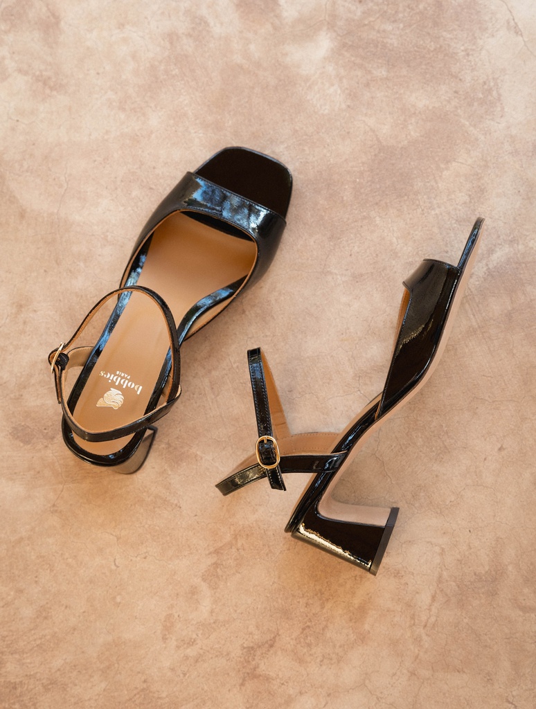 Heeled Sandals : Vahina - Black Vinyl