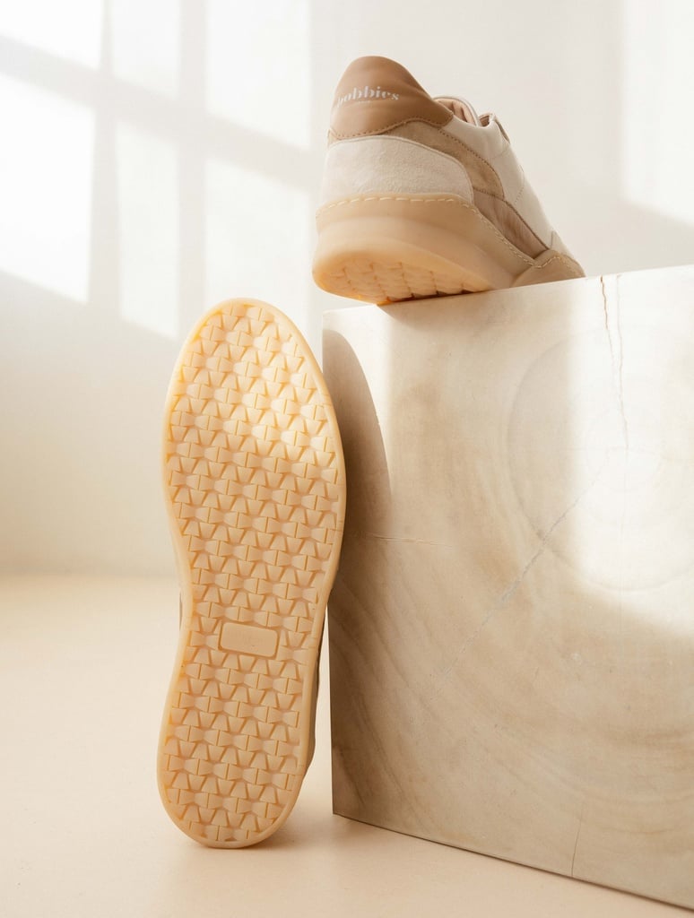 Sneakers : Malibu - Off-White - Biscuit - Sand