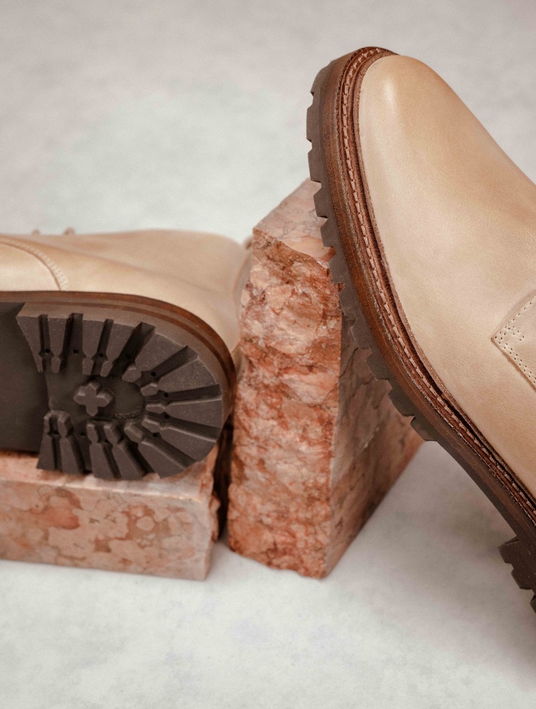 Boots : Howelsen - Savane