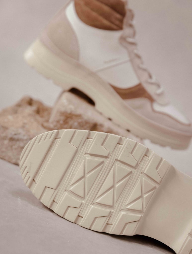 Sneakers : Temuco - Off-White & Antelope