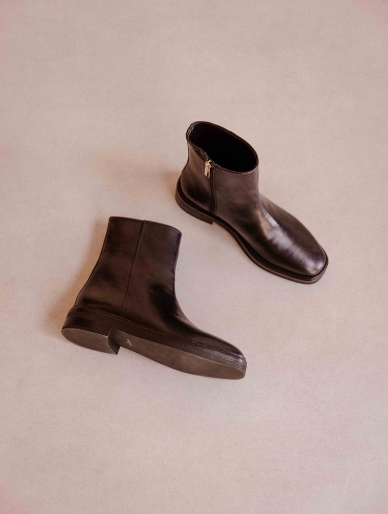 Botas Planas : Ada - Noir Passion