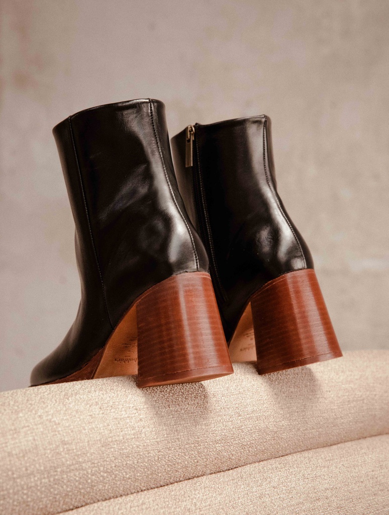 Boots à Talons : Jenn - Tuxedo Black