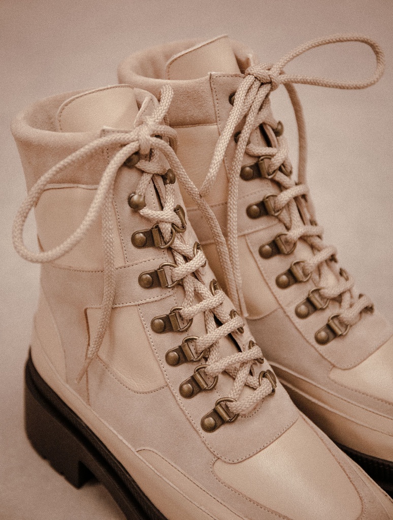 Botas Planas : Lexie - Beige