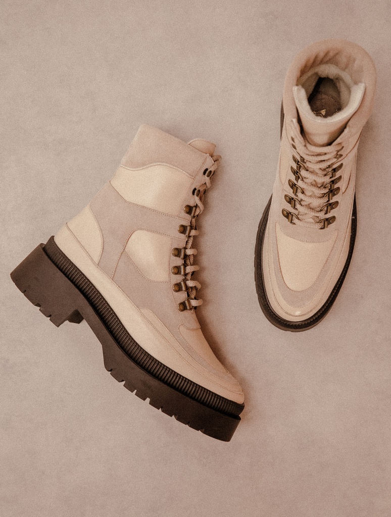Botas Planas : Lexie - Beige