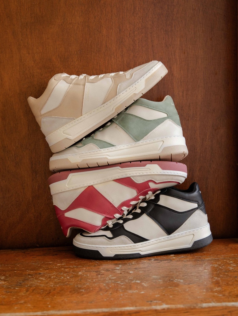 Baskets : Alija - Off White & Black