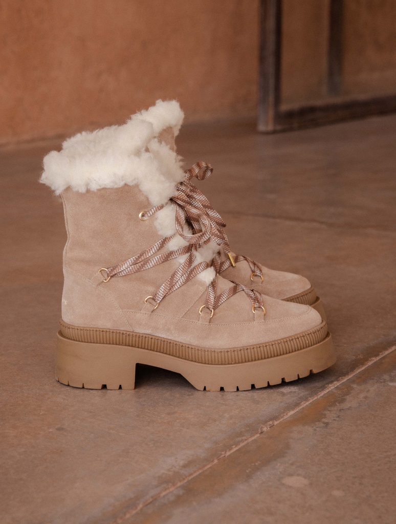 Cold Weather Boots : Iga - Mohair Taupe