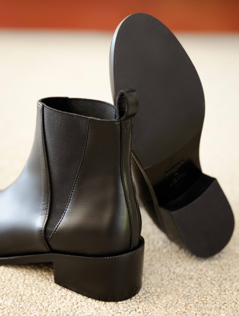 Boots Plates : Camden - Passion Black