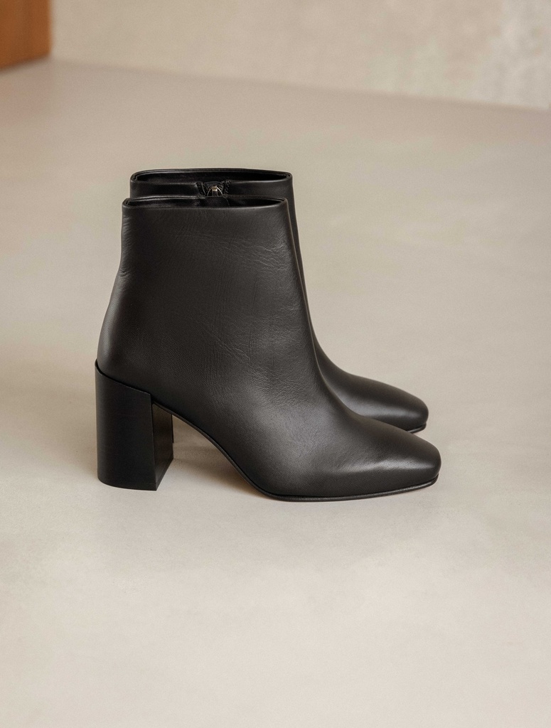 Ankle Boots : Carla - Passion Black