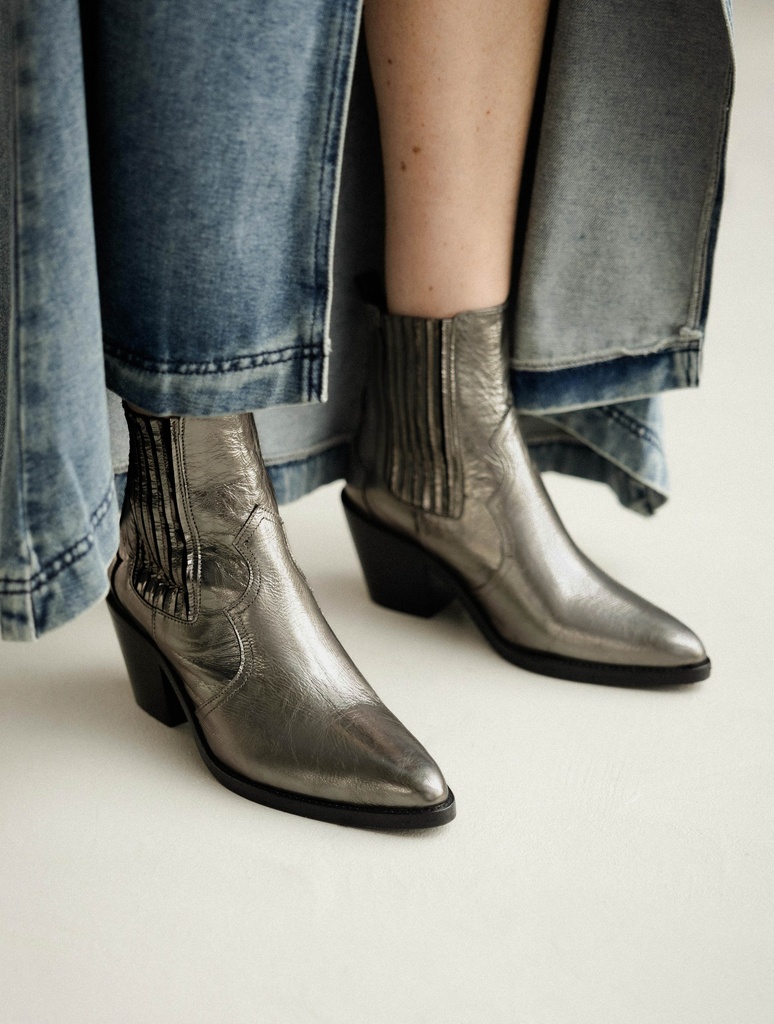 Ankle Boots : Dakota - Cosmic Silver
