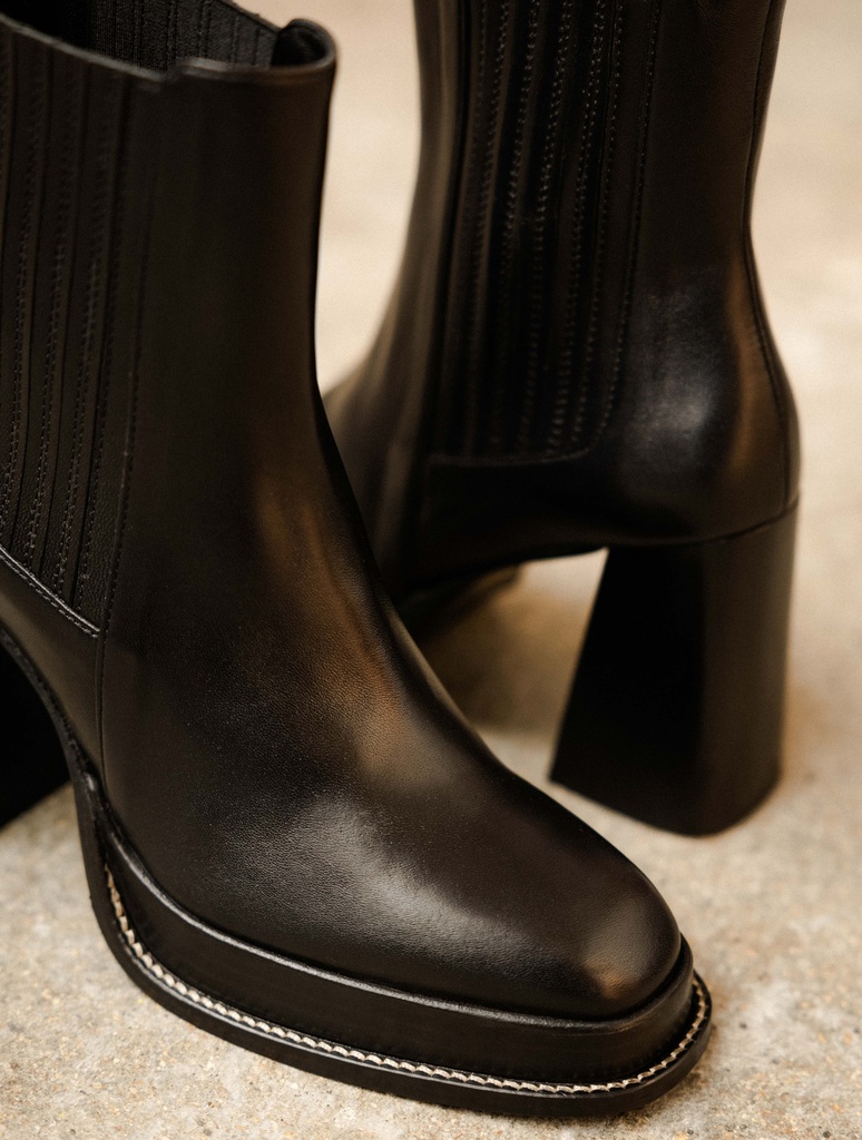 Boots à Talons : Deva - Passion Black