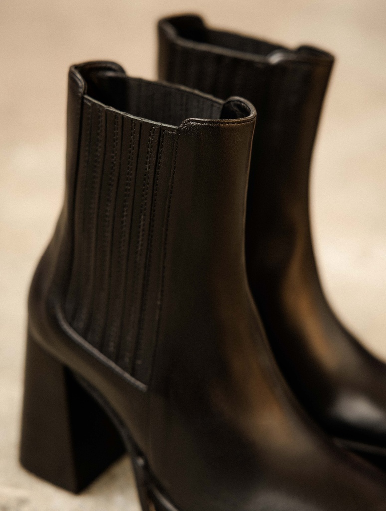 Boots à Talons : Deva - Passion Black