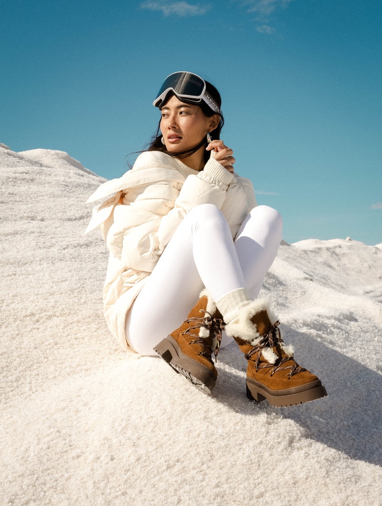 Cold Weather Boots : Iga - Camel