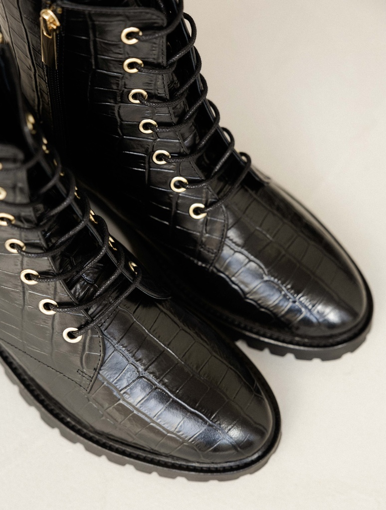 Ankle Boots : Lara - Fierce Black