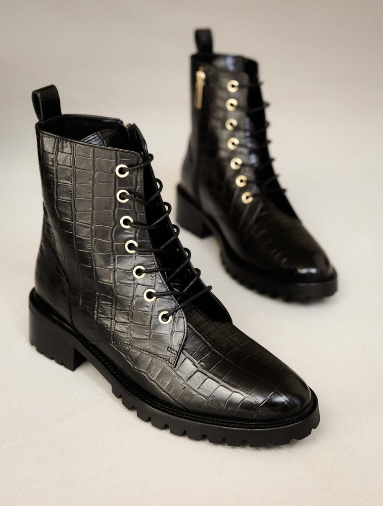 Ankle Boots : Lara - Fierce Black