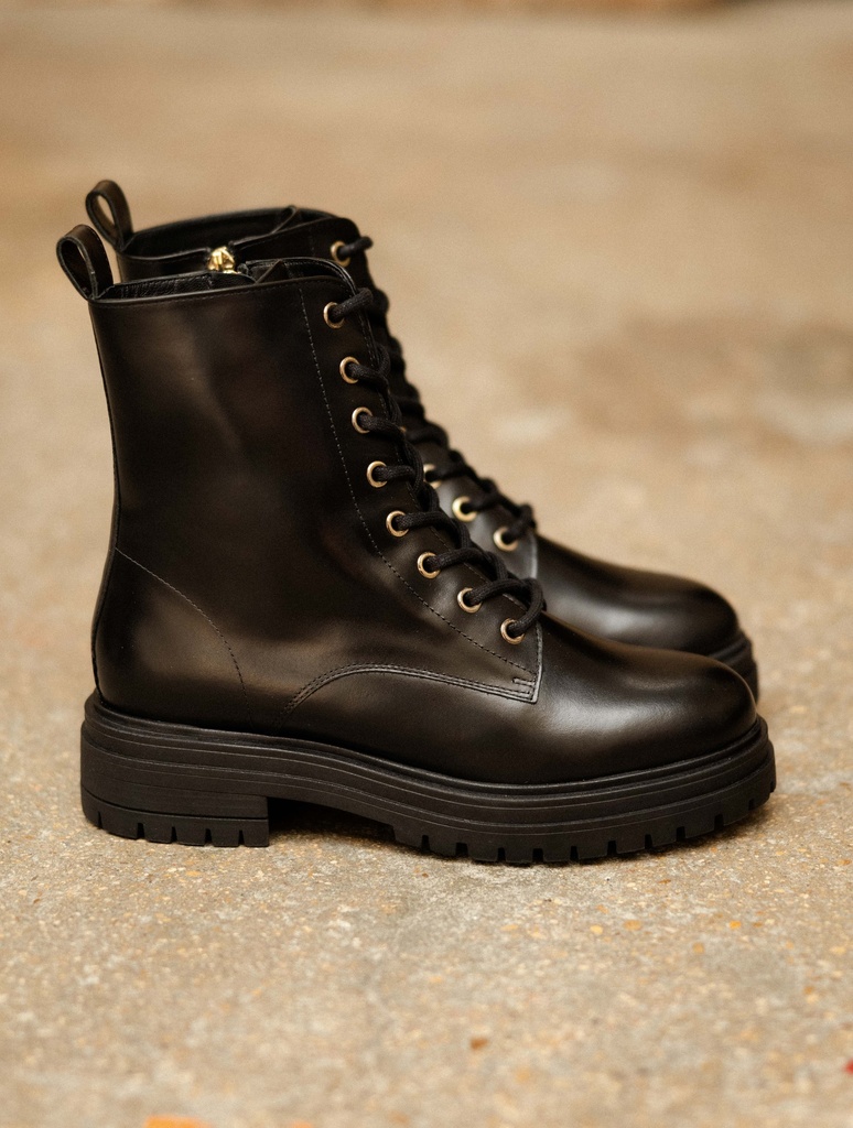 Flache Boots : Max - Intense Black