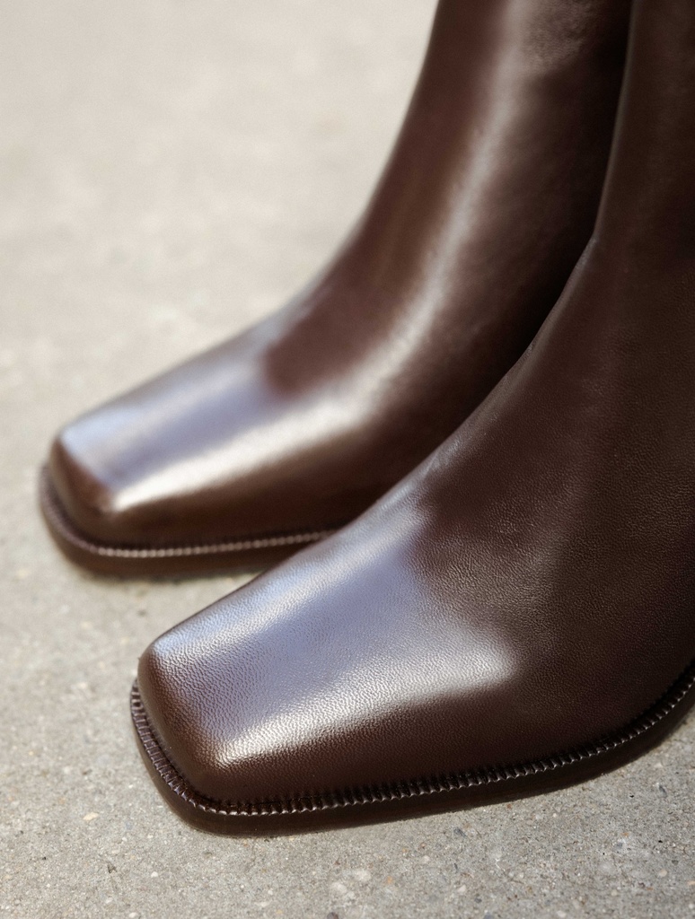 Boots Plates : Rachel - Ristretto