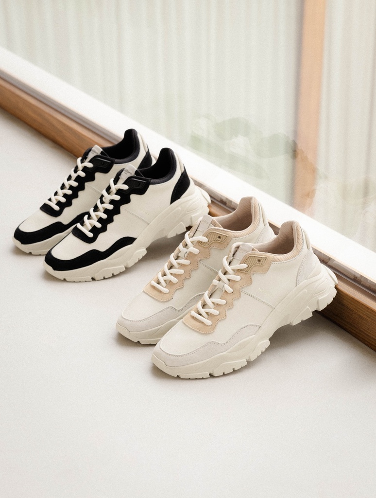 Sneakers : Rinjani - Off White & Black