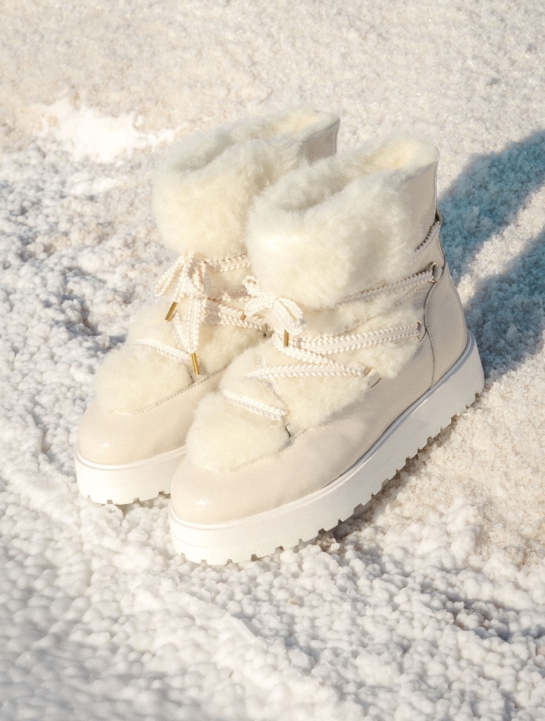 Cold Weather Boots : Rivka - Chantilly Cream