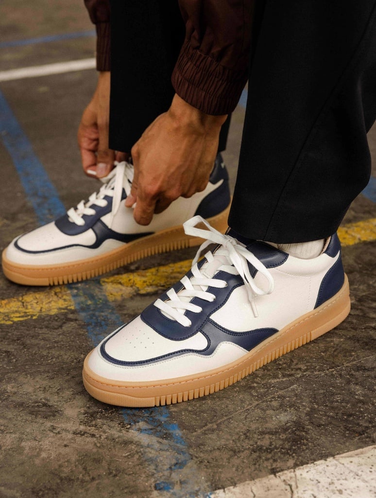 Sneakers : Travis - Off-White & Baltic