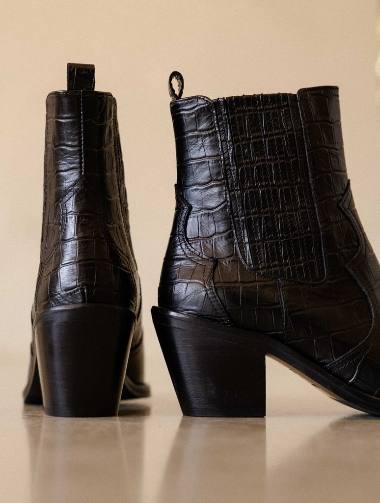 Flat Boots : Dakota - Fierce Black