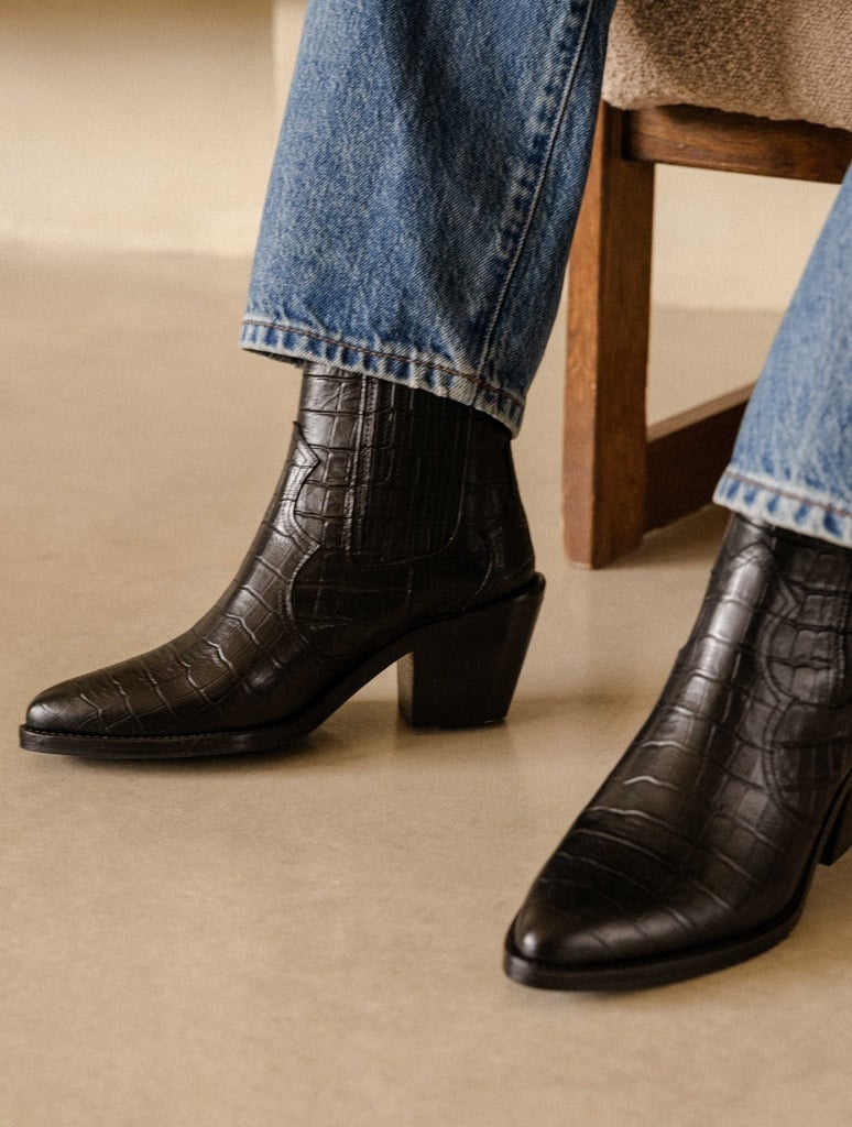 Flat Boots : Dakota - Fierce Black