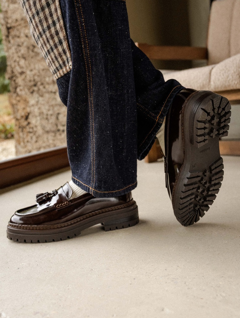 Women's brown glazed tassel loafers | Deniz Chocolate Gloss | Bobbies