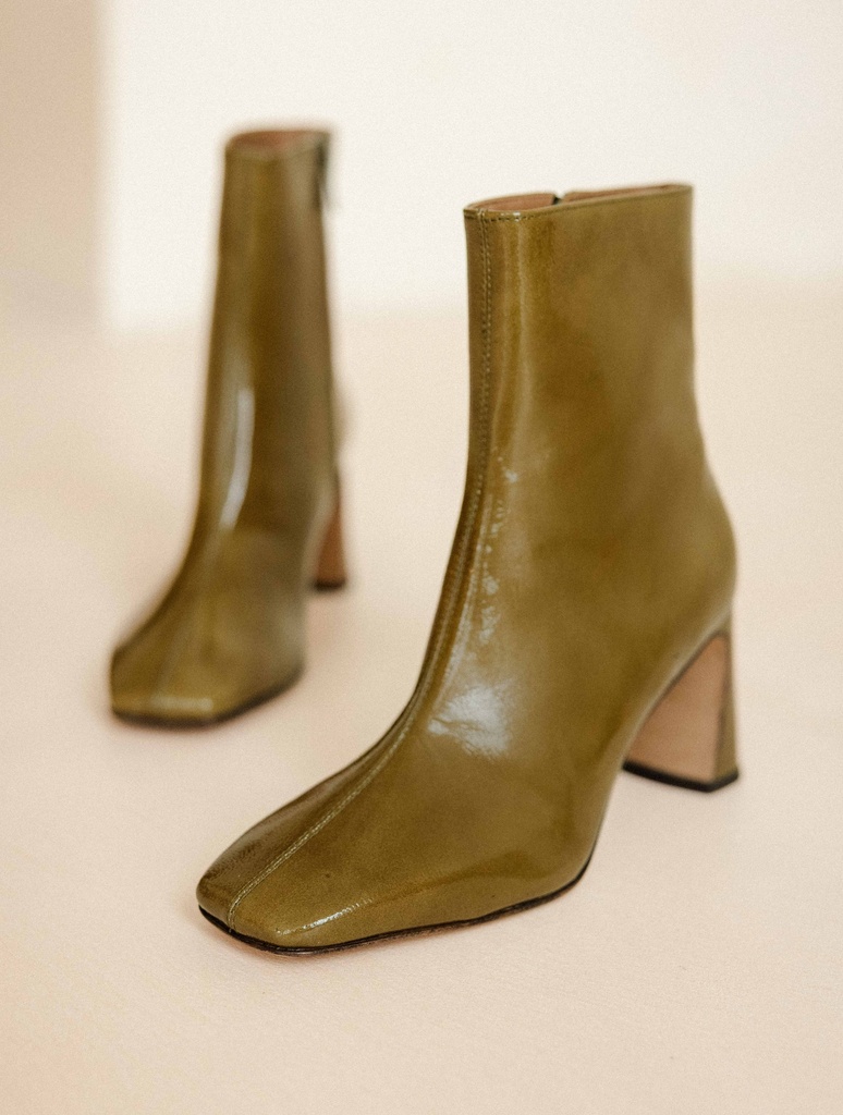 Heeled Boots : Hazel - Manzanilla